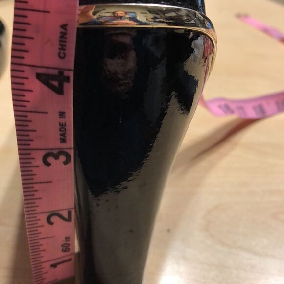 DIANE VON FURSTENBERG PATENT LEATHER HEELS 7.5 Black - Picture 9 of 9